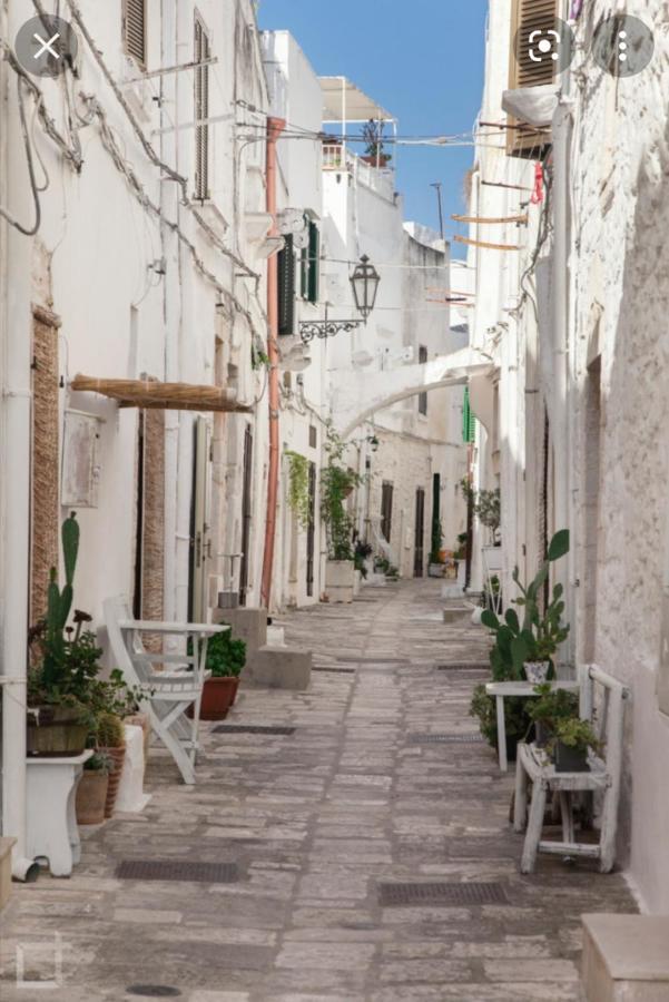 Room In Bb - Stunning Quadruple Room In Ancient Masseria Near The Sea In A Quiet Olive Trees Ostuni Exterior foto